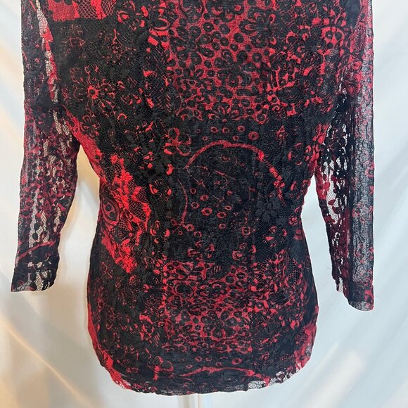 Kiara Red and Black Lace Womens Blouse Size Medium - Picture 6 of 7